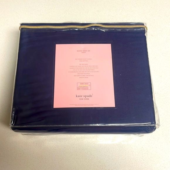 New Kate Spade Queen Sheet Set 300 TC 100% Cotton Sateen Color Dark Navy - Picture 2 of 3